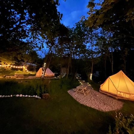 Glamping At Camp Corve Hotel Chale Екстериор снимка